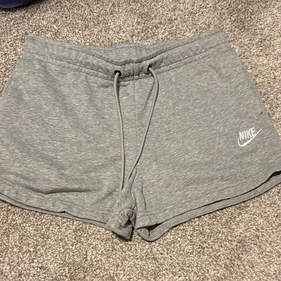 Nike Women's Gray Shorts - Picture 1 of 3